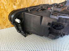 Laden Sie das Bild in den Galerie-Viewer, Frontscheinwerfer BMW 5 F11 F10 1EL011087-21 Bi-Xenon Rechts oder Links SCH6750793421lq