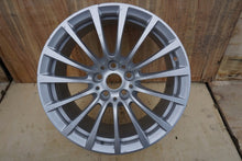Load image into Gallery viewer, 1x Alufelge 18 Zoll 8.0" 5x112 30ET Glanz Silber 6861224 BMW 7 G11 G12 Rim Wheel FEL9699419723ho