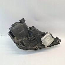 Laden Sie das Bild in den Galerie-Viewer, Frontscheinwerfer Mercedes-Benz W164 A1648704126 Links Scheinwerfer Headlight SCH1105965509hz