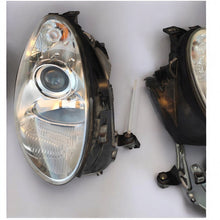 Laden Sie das Bild in den Galerie-Viewer, Frontscheinwerfer Mercedes-Benz W251 263448-02 Halogen Ein Satz Headlight