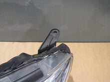 Laden Sie das Bild in den Galerie-Viewer, Frontscheinwerfer Toyota Rav 4 Links Scheinwerfer Headlight SCH6213633432wb