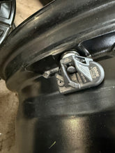 Load image into Gallery viewer, 1x Alufelge 17 Zoll 7.0" 5x112 41ET Glanz Schwarz BM00379 BMW Rim Wheel FEL4095671871va