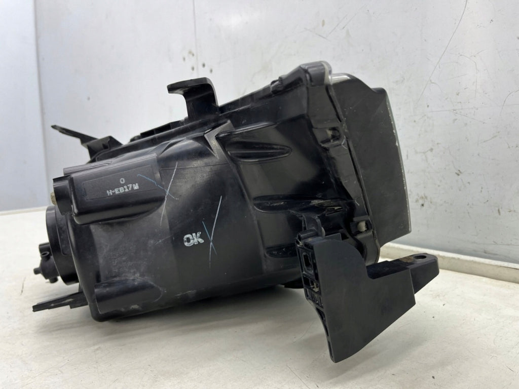 Frontscheinwerfer Mitsubishi L200 8301B461 Links Scheinwerfer Headlight SCH5483972611fv