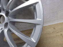 Laden Sie das Bild in den Galerie-Viewer, 1x Alufelge 18 Zoll 8.0&quot; 5x112 30ET Glanz Silber 6861224 BMW 5 G31 G30 Rim Wheel