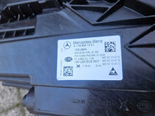 Laden Sie das Bild in den Galerie-Viewer, Frontscheinwerfer Mercedes-Benz Cla A1189061301 A1189061401 Ein Satz Headlight SCH8629737023ky