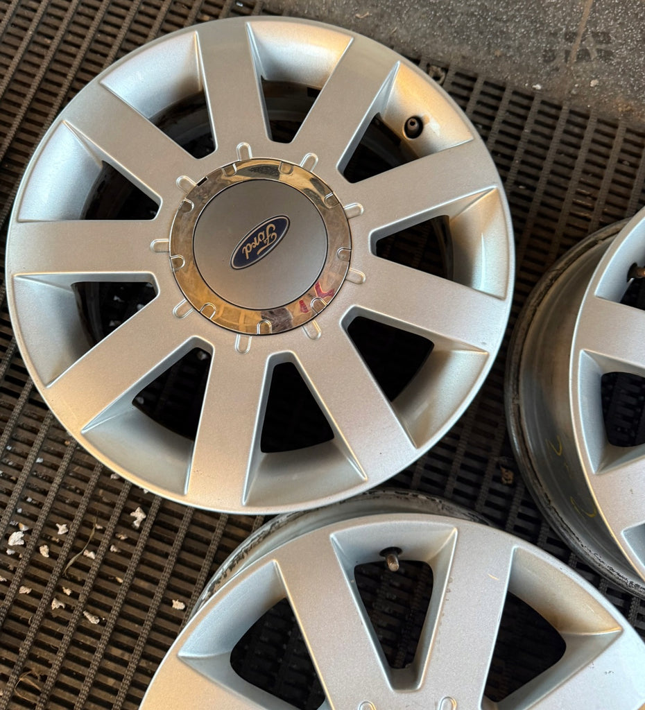1x Alufelge 15 Zoll 6.0" 4x108 52 5ET Glanz Silber 2S6J1007AB Ford Et Rim Wheel FEL2592063242oo