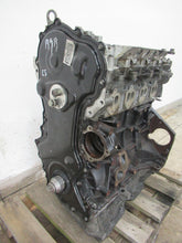 Laden Sie das Bild in den Galerie-Viewer, Motor Renault Trafic M9R786 2.0 DCI 215TKm 2013 Diesel Engine Unkomplett
