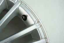 Laden Sie das Bild in den Galerie-Viewer, 1x Alufelge 16 Zoll 6.5&quot; 5x110 49ET 5531355 Saab Rim Wheel