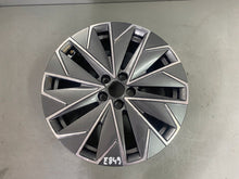 Laden Sie das Bild in den Galerie-Viewer, 1x Alufelge 17 Zoll 6.5&quot; 5x100 40ET 685601025 Skoda Kamiq Rim Wheel