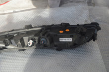 Laden Sie das Bild in den Galerie-Viewer, Frontscheinwerfer Mitsubishi Eclipse Cross I Full LED Vorderseite Headlight SCH4054486006po