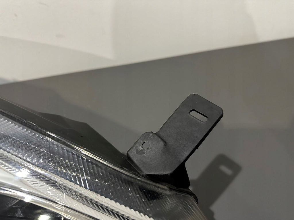 Frontscheinwerfer Ford Fiesta I ESI801-- H1BB-13E014-AE Full LED Rechts SCH9683221227xp