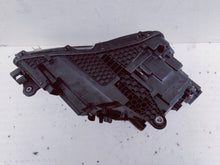 Laden Sie das Bild in den Galerie-Viewer, Frontscheinwerfer Skoda Superb III 3V1941015D LED Links Scheinwerfer Headlight SCH8458636640qd