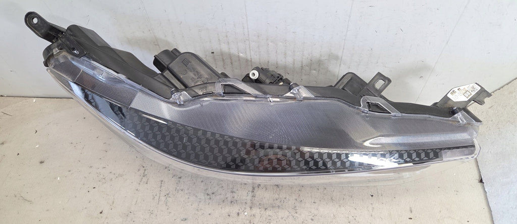 Frontscheinwerfer Toyota Yaris LED Rechts Scheinwerfer Headlight SCH3115256127mp
