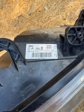 Load image into Gallery viewer, Frontscheinwerfer Citroën Berlingo 9806306580 Rechts Scheinwerfer Headlight SCH3731737822bq