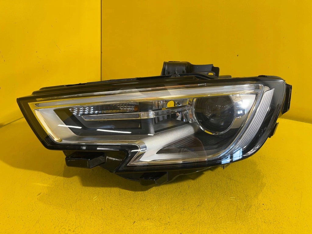 Frontscheinwerfer Audi A3 8V0941005E Xenon Links Scheinwerfer Headlight