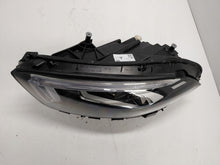 Laden Sie das Bild in den Galerie-Viewer, Frontscheinwerfer Mercedes-Benz W177 A1779065303 Links Scheinwerfer Headlight SCH2562811286fl