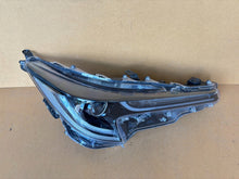 Load image into Gallery viewer, Frontscheinwerfer Toyota Corolla 81110-02S70 8111002S70 Full LED Rechts SCH5360519524fm