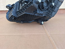 Laden Sie das Bild in den Galerie-Viewer, Frontscheinwerfer Mercedes-Benz W205 A2059062206 LED Rechts Headlight SCH1819436234oc