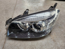 Load image into Gallery viewer, Frontscheinwerfer Toyota Rav 4 Links Scheinwerfer Headlight SCH3630478766lx