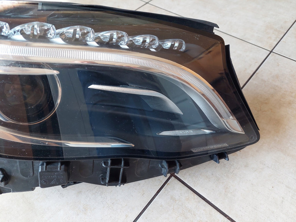 Frontscheinwerfer Mercedes-Benz Gla A1569062400 LED Rechts Headlight SCH9175460755is