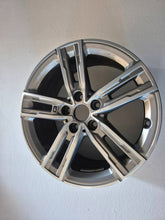 Laden Sie das Bild in den Galerie-Viewer, 1x Alufelge 17 Zoll 5x112 8053523 BMW 1 F40 Rim Wheel FEL5091754994ec