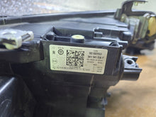 Laden Sie das Bild in den Galerie-Viewer, Frontscheinwerfer VW Golf VIII 5H1941036F Rechts Scheinwerfer Headlight SCH8710807123we