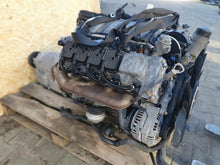 Laden Sie das Bild in den Galerie-Viewer, Motor Mercedes-Benz W123 W124 113940 4.3 279PS 205kW 170TKm 2002 Benzin Komplett MOT1102122857xs