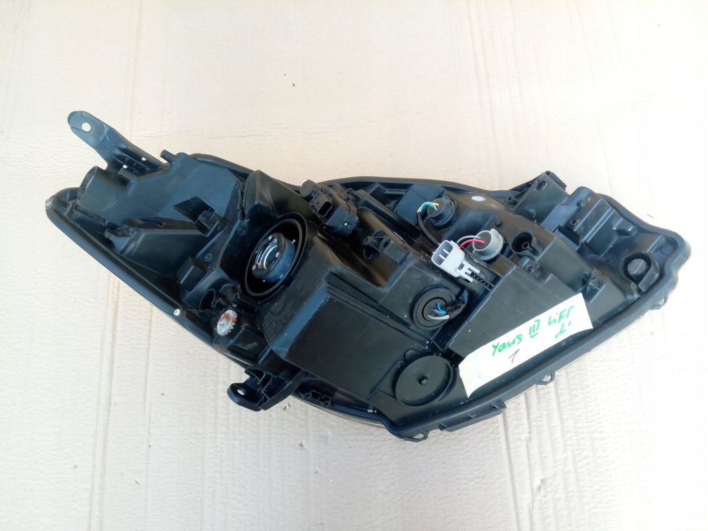 Frontscheinwerfer Toyota Yaris LED Links Scheinwerfer Headlight