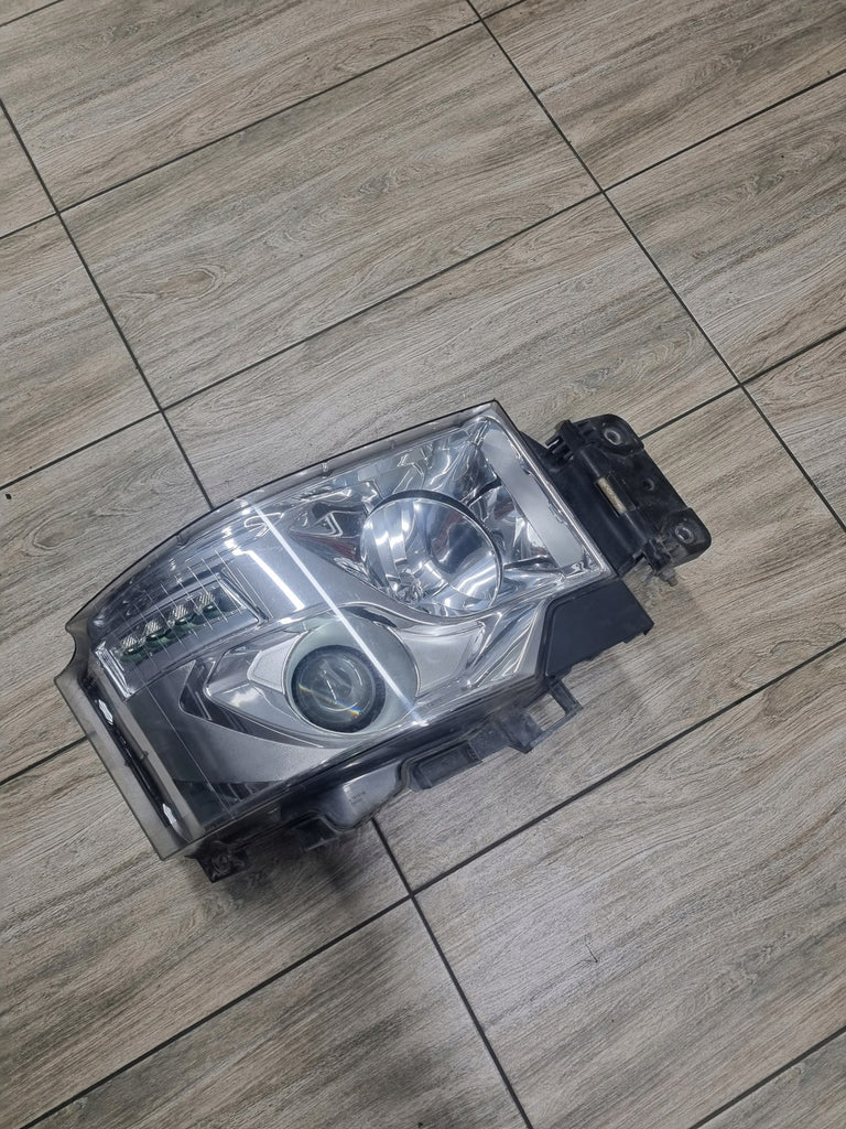 Frontscheinwerfer Renault 7482622272 89208207 Rechts Scheinwerfer Headlight