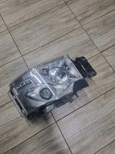 Laden Sie das Bild in den Galerie-Viewer, Frontscheinwerfer Renault 7482622272 89208207 Rechts Scheinwerfer Headlight