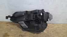Load image into Gallery viewer, Frontscheinwerfer Skoda Karoq 5ECE46XE4X LED Rechts Scheinwerfer Headlight SCH2094268150ww