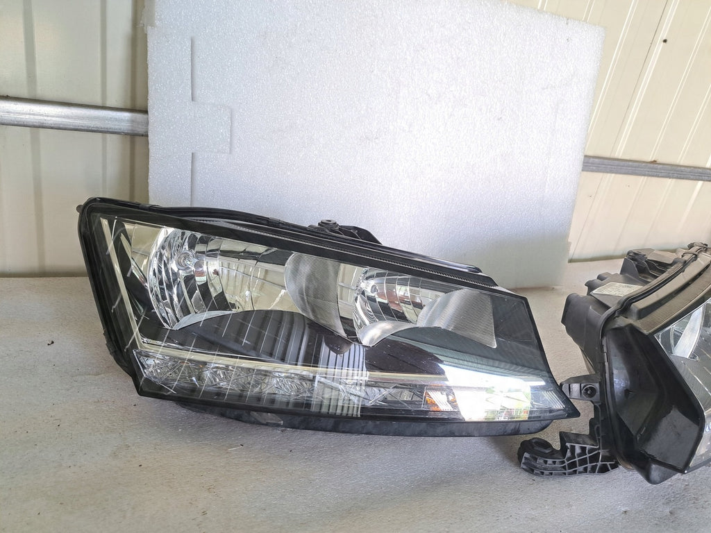 Frontscheinwerfer Skoda Fabia III 6V1941016 6V1941015 LED Rechts oder Links