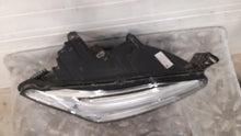 Laden Sie das Bild in den Galerie-Viewer, Frontscheinwerfer Volvo Xc90 II 31655808 Rechts Scheinwerfer Headlight