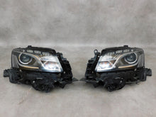 Laden Sie das Bild in den Galerie-Viewer, Frontscheinwerfer Audi Q5 8R0941003 8R0941004 Xenon Rechts oder Links SCH6633148525zo