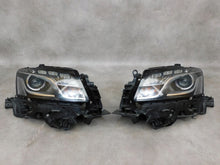 Laden Sie das Bild in den Galerie-Viewer, Frontscheinwerfer Audi Q5 8R0941003 8R0941004 Xenon Ein Satz Headlight SCH6633148525zo