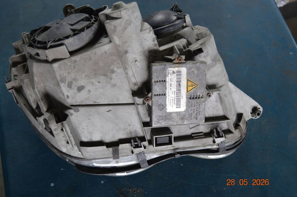 Frontscheinwerfer Mercedes-Benz W203 A2038203761 Xenon Links Headlight SCH2667063392qf