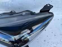 Laden Sie das Bild in den Galerie-Viewer, Frontscheinwerfer Mazda 2 Dj Full LED Links Scheinwerfer Headlight SCH7371417078xz