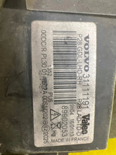 Laden Sie das Bild in den Galerie-Viewer, Frontscheinwerfer Volvo Xc90 89902053 Xenon Rechts Scheinwerfer Headlight SCH5909806423ov