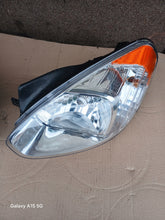 Laden Sie das Bild in den Galerie-Viewer, Frontscheinwerfer Hyundai Accent III Mc 05-10KOD 85122000 Ein Satz Headlight SCH8065243683mw