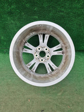 Load image into Gallery viewer, 1x Alufelge 18 Zoll 8.0" 5x120 52ET 6796213 BMW F22 1 F21 F23 X1 E84 Rim Wheel FEL6434393524nz