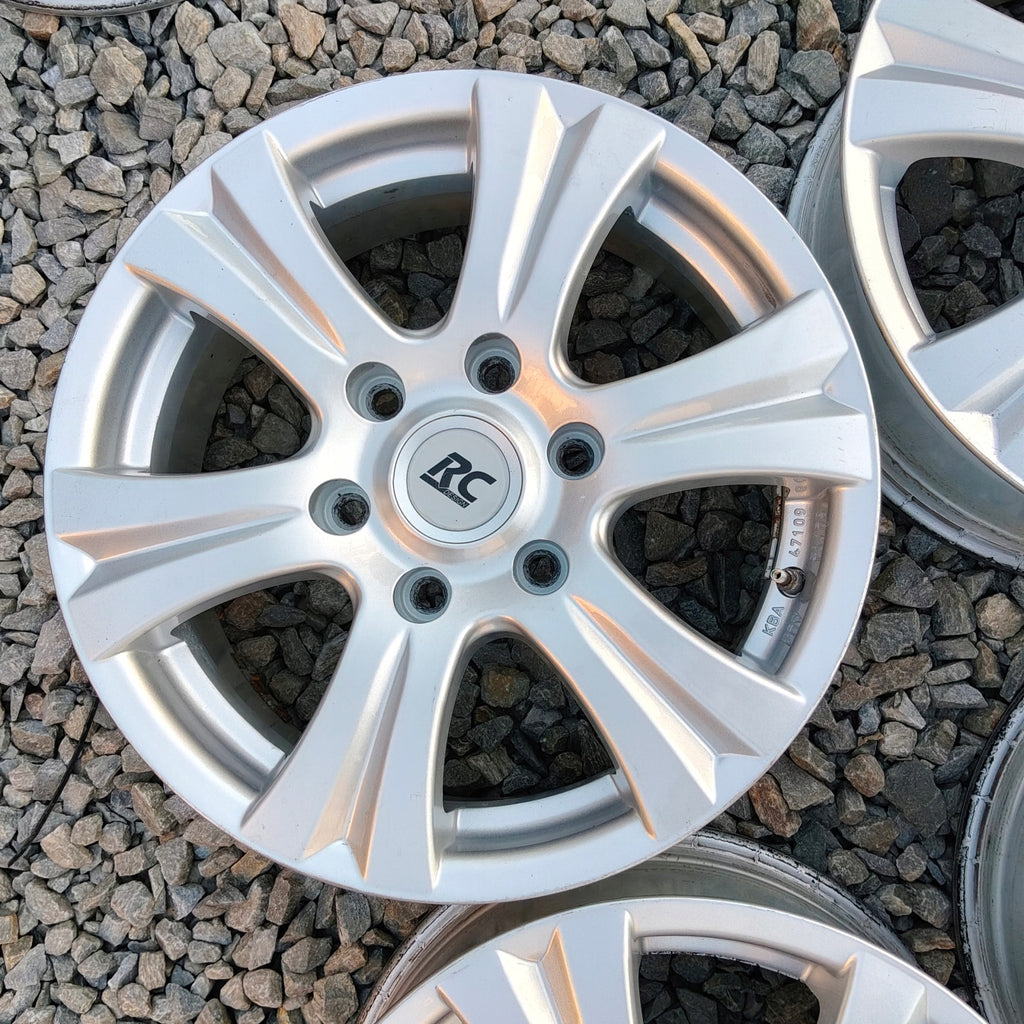 4x Alufelge 17 Zoll 7.0" 6x139.7 50ET Glanz Silber Rim Wheel FEL9581347555jy