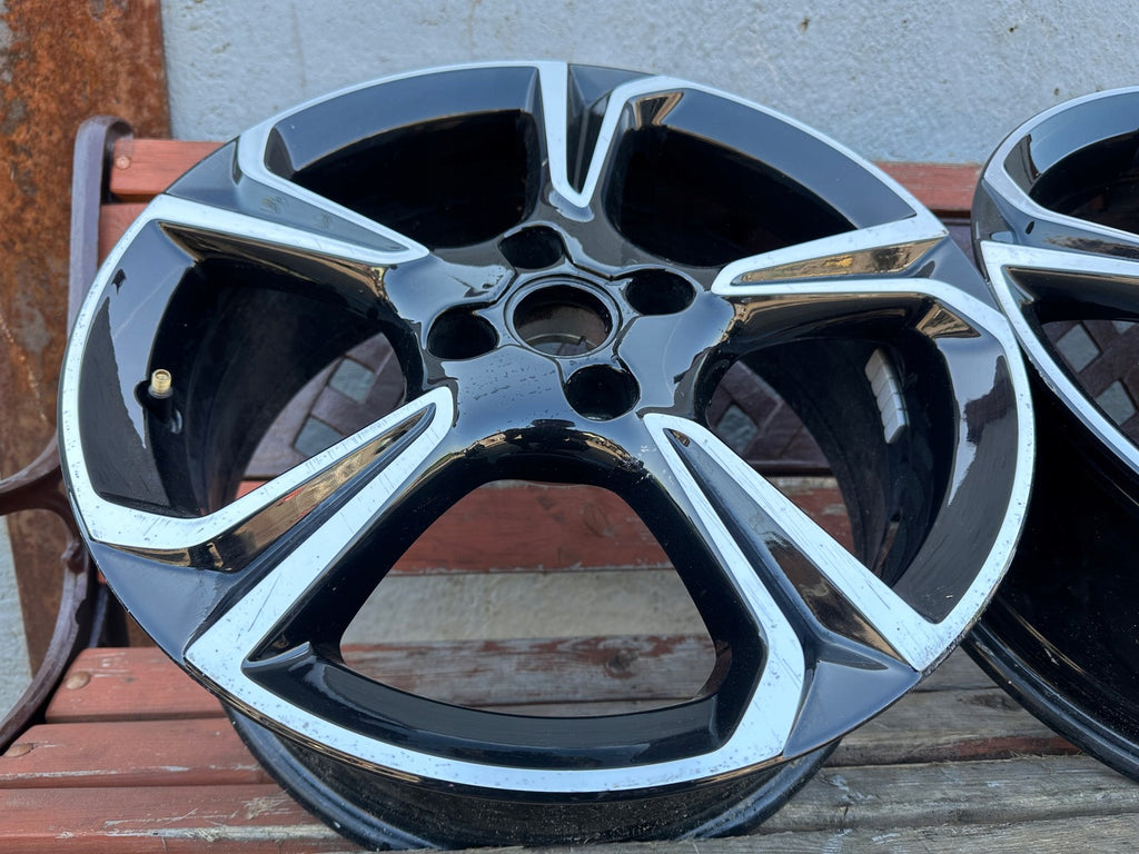 1x Alufelge 17 Zoll 7.0" 4x108 38ET 39182183 9852281680 Opel Corsa F Rim Wheel