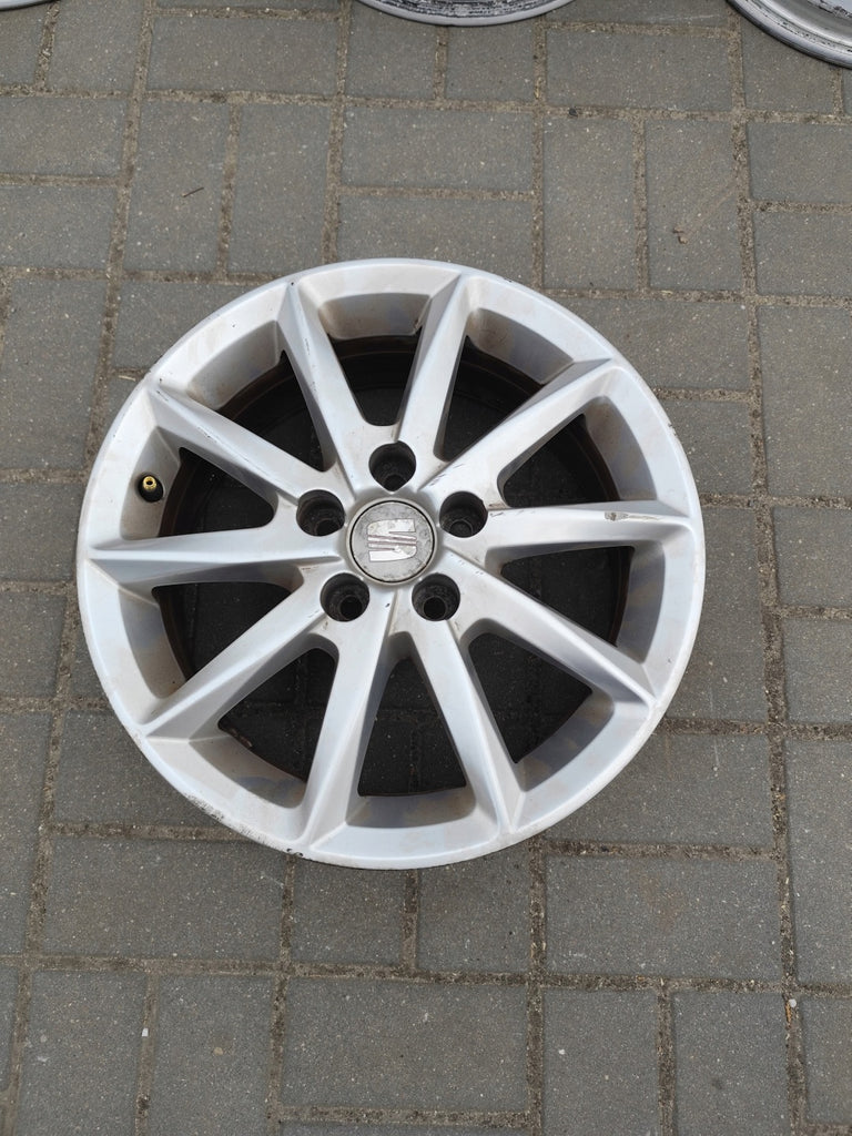 1x Alufelge 15 Zoll 6.0" 5x100 38ET Glanz Silber 6J0601025K Seat Ibiza Iv FEL2250312230ll