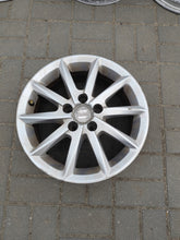 Load image into Gallery viewer, 1x Alufelge 15 Zoll 6.0" 5x100 38ET Glanz Silber 6J0601025K Seat Ibiza Iv FEL2250312230ll