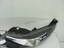 Laden Sie das Bild in den Galerie-Viewer, Frontscheinwerfer Ford Focus III BM51-13W030-CL BM51-13W030 Links Headlight