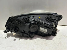 Laden Sie das Bild in den Galerie-Viewer, Frontscheinwerfer VW Caddy 2K1941032A 1EL01228610 Xenon Rechts Headlight SCH9254986595hu