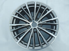 Load image into Gallery viewer, 1x Alufelge 18 Zoll 7.5" 5x112 25ET Glanz Silber 6883523 BMW 3 G21 G20 Rim Wheel FEL5420331518gc