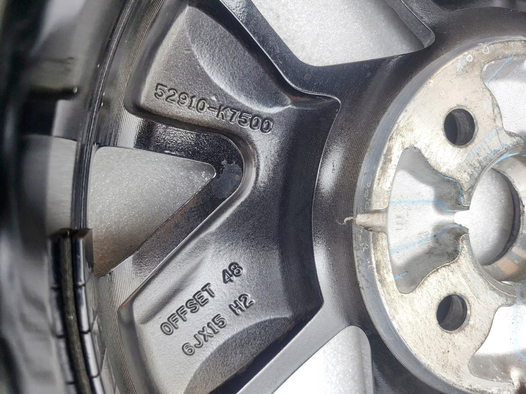 1x Alufelge 15 Zoll 6.0" 4x100 48ET Glanz Graphit 52910-K7500 Hyundai I10 III Mg FEL5614168256ra