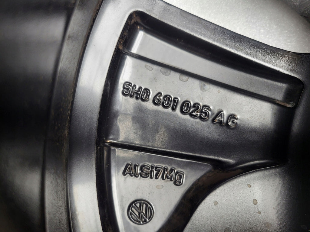 1x Alufelge 16 Zoll 7.0" 5x112 48ET Glanz Schwarz 5H0601025AG VW Golf Viii FEL8408200219ai