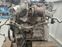 Laden Sie das Bild in den Galerie-Viewer, Motor Mercedes-Benz Gla H247 247 2020 Benzin Engine Unkomplett